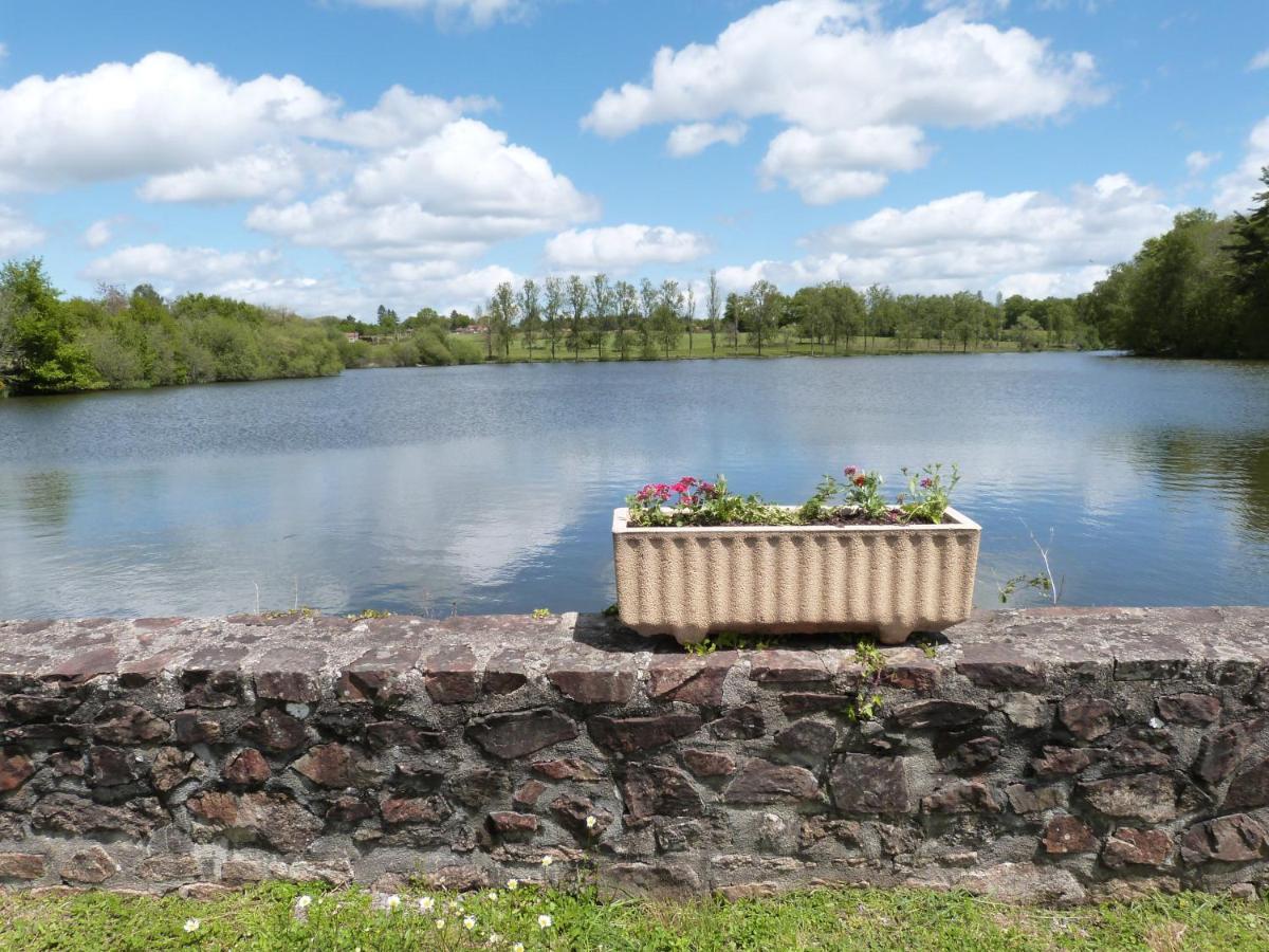 Domaine Des Hameaux Du Lac - Bg Saint-Pardoux-lʼOrtigier 외부 사진